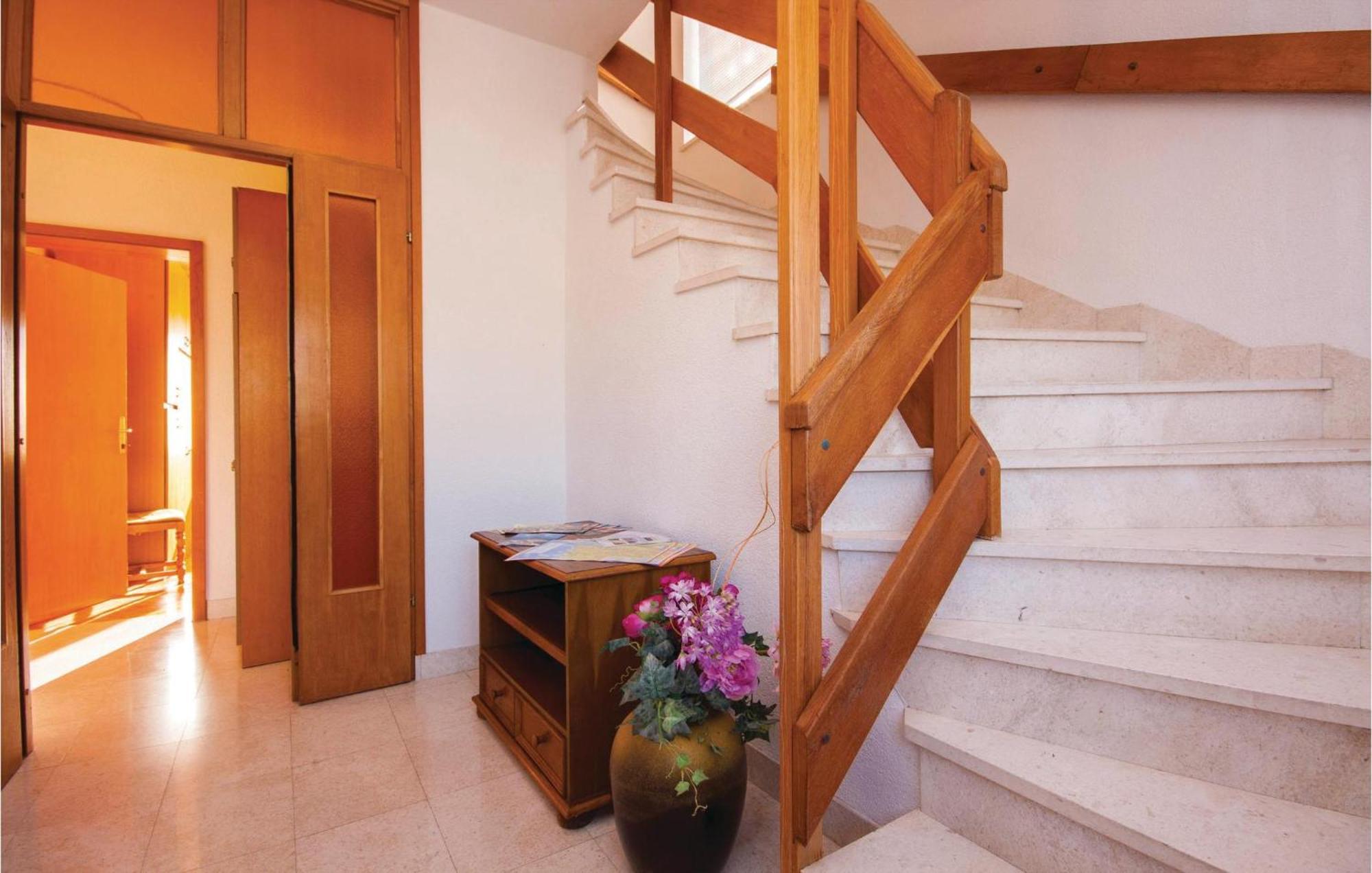 Cozy Home In Dolac With Kitchen Primosten Exterior photo